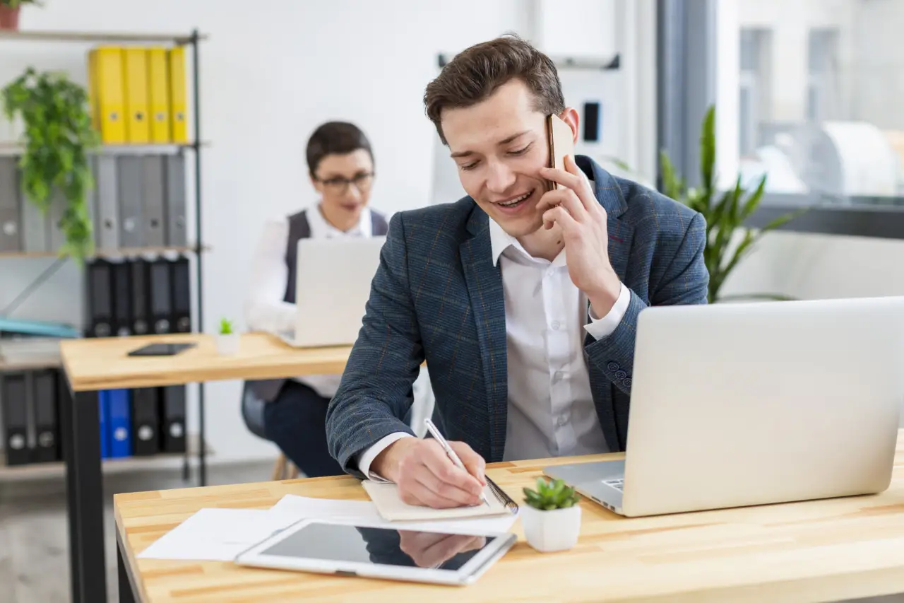 Call center molesti? Ecco i prefissi che usano per disturbarti e come bloccarli