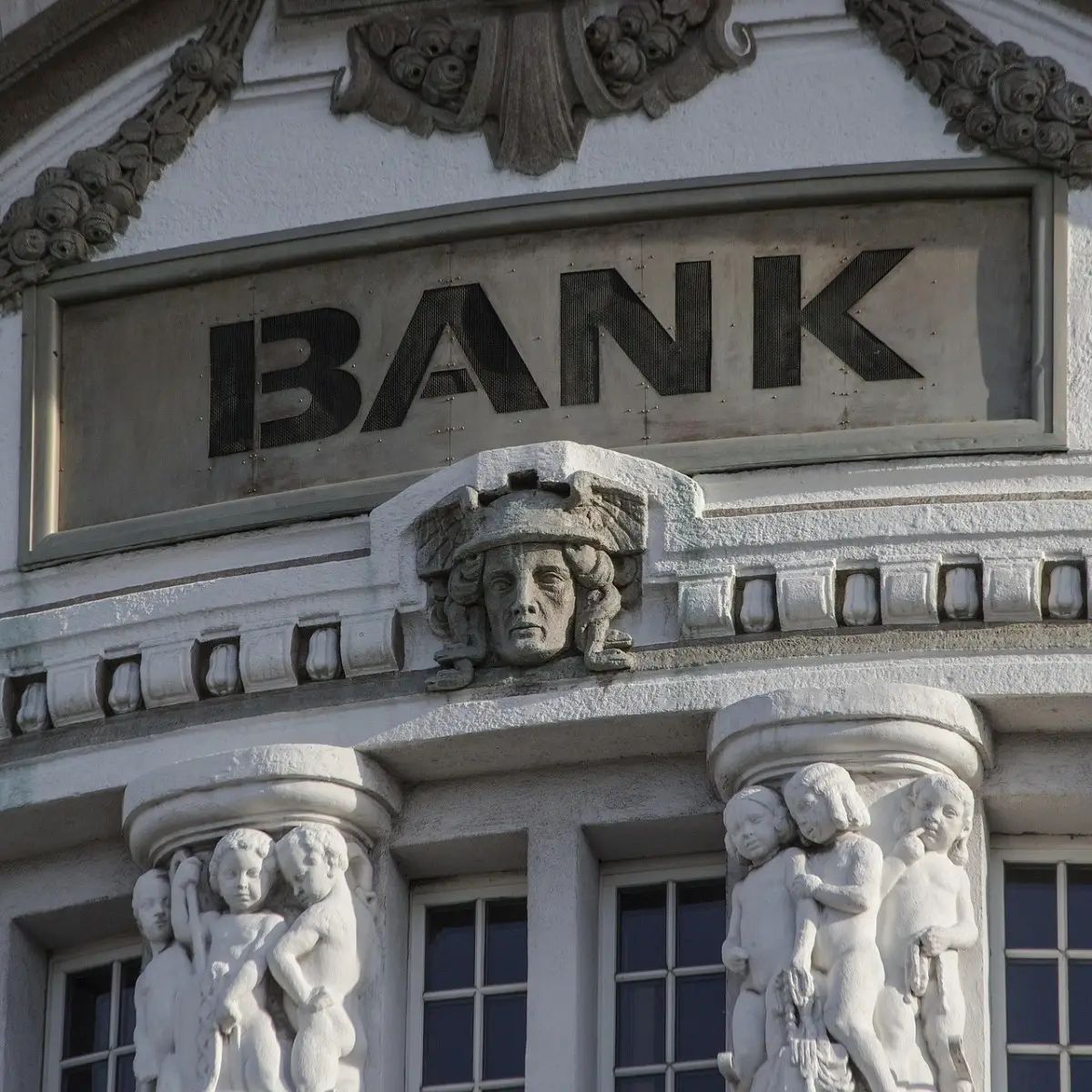 Non solo l’IBAN: ecco cosa sono le coordinate bancarie e perché devi conoscerle